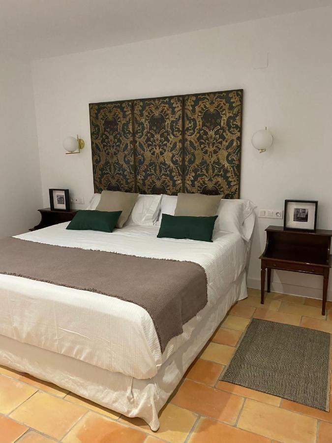 Apartamentos Tres Llaves Palacio De Vela De Los Cobos Ubeda  Luaran gambar